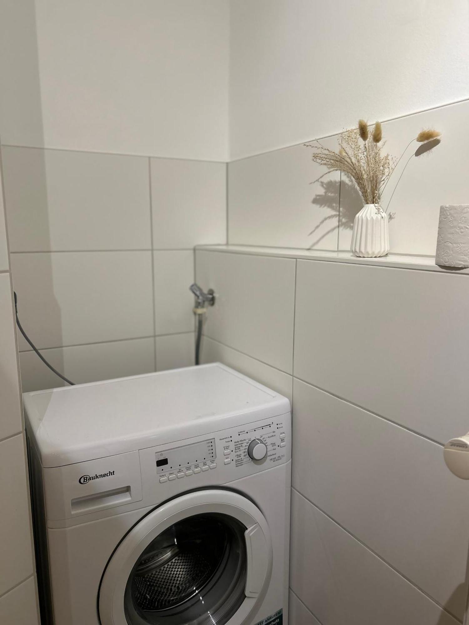 Gemuetliches Altstadtapartment Mit Balkon Und Smart Tv Erfurt Dış mekan fotoğraf
